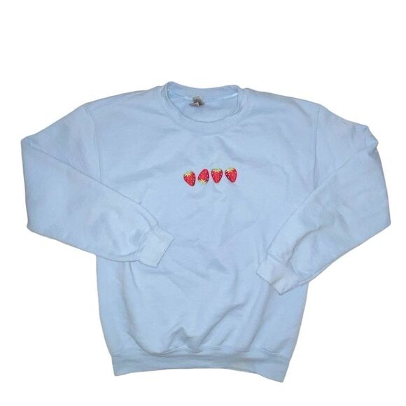Strawberry Embroidered Crewneck Sweater Size Small - Picture 1 of 2